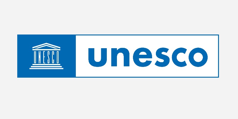 (c) Unesco