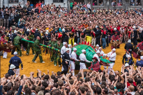 Le Doudou de Mons, reconnu au Patrimoine culturel immatériel de l’UNESCO © WBT - Anibal Trejo