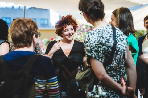 Sandrine Bergot, directrice du Théâtre des Doms à Avignon ©️ J. Van Belle - WBI Sandrine Bergot, directrice du Théâtre des Doms à Avignon ©️ J. Van Belle - WBI