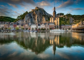  La Citadelle et la Collégiale Notre-Dame de Dinant © WBT – Anibal Trejo