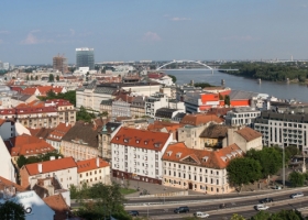 "Bratislava Panorama" - Alexander Russy (CC BY 2.0)