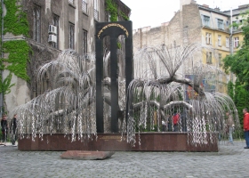 La sculpture du Mémorial en l'honneur de Raoul Wallenberg à Budapest