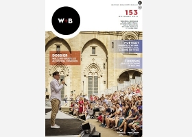 Olivier Py, Directeur sortant du Festival d’Avignon, dans la Cour du Palais des Papes © Christophe Raynaud de Lage / Polygraph