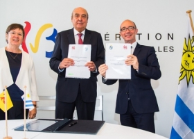 Mme Alda Greoli, Ministre de la Culture FWB, Son Excellence Mr l'Ambassadeur d'Uruguay Carlos Perez del Castillo et Rudy Demotte, Ministre-Président de la FWB