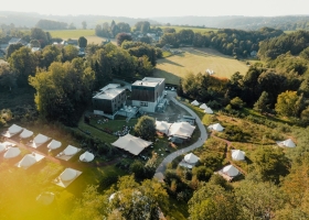 Au milieu des bois, dans un cadre inspirant, telle est la marque de fabrique de Daft © Daft