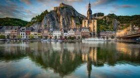  La Citadelle et la Collégiale Notre-Dame de Dinant © WBT – Anibal Trejo