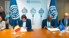 Signature de l'accord-cadre entre l'OIT et la Wallonie (c) Cabinet d’Elio Di Rupo
