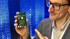Jérôme Schruyers et un de ses prototypes de nez électronique © Christian Du Brulle