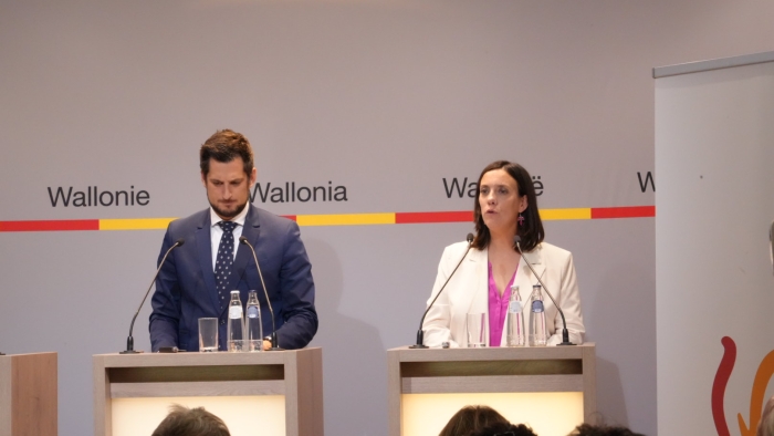 Elisabeth Degryse, Ministre-Présidente de la FWB et Adrien Dolimont, Ministre-Président wallon présentent la Nouvelle NPI 2024-2029 © FWB/Wallonie
