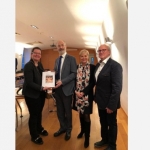 Sophie Delettre, Bourgmestre de Spa, Jean-Joël Schittecatte, Ambassadeur de Belgique auprès de l’UNESCO et l’OCDE, Fabienne Reuter, Déléguée générale Wallonie-Bruxelles à Paris, et Paul Mathy, échevin à Spa