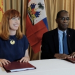 Mme Pascale Delcomminette, Administratrice générale de WBI, et Mr  Antonio Rodrigue, Ministre des Affaires Etrangères et des Cultes de la République d’Haïti 