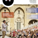 Olivier Py, Directeur sortant du Festival d’Avignon, dans la Cour du Palais des Papes © Christophe Raynaud de Lage / Polygraph