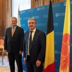 Le Ministre-Président Jeholet et le Secrétaire général de l’OCDE Mathias Corman (© Julien Daniel)