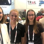 Trois doctorantes du Trail Institute avec le Pr. B. Macq (c) Daily Science